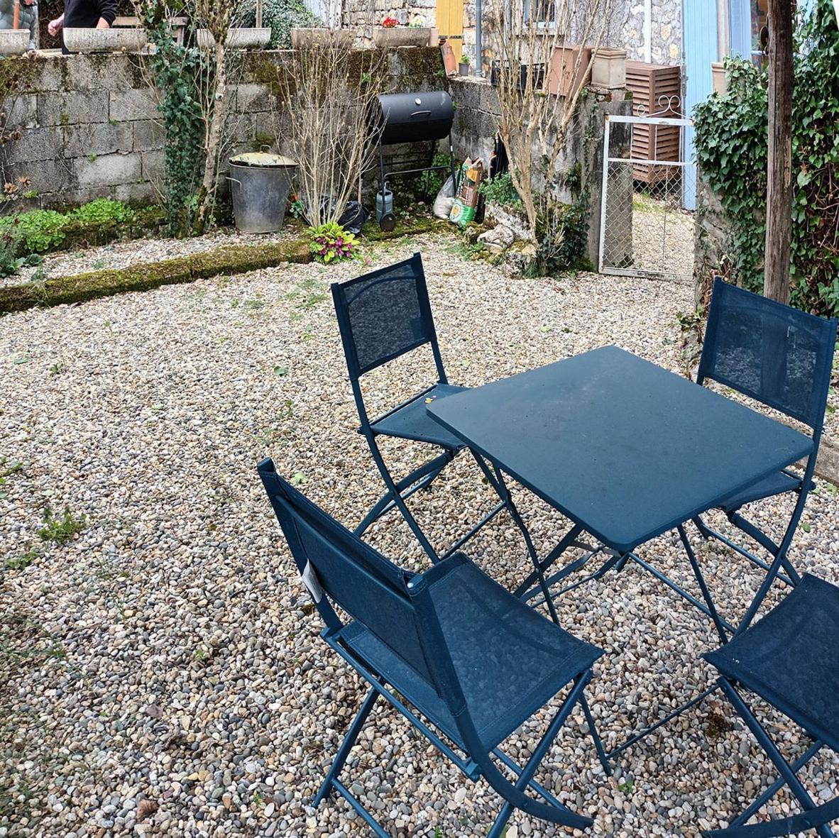 Au Bord De La Riviere Apartamento Verteuil-sur-Charente Exterior foto